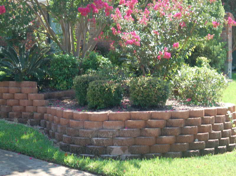 Cinder Block Garden Wall Retaining
