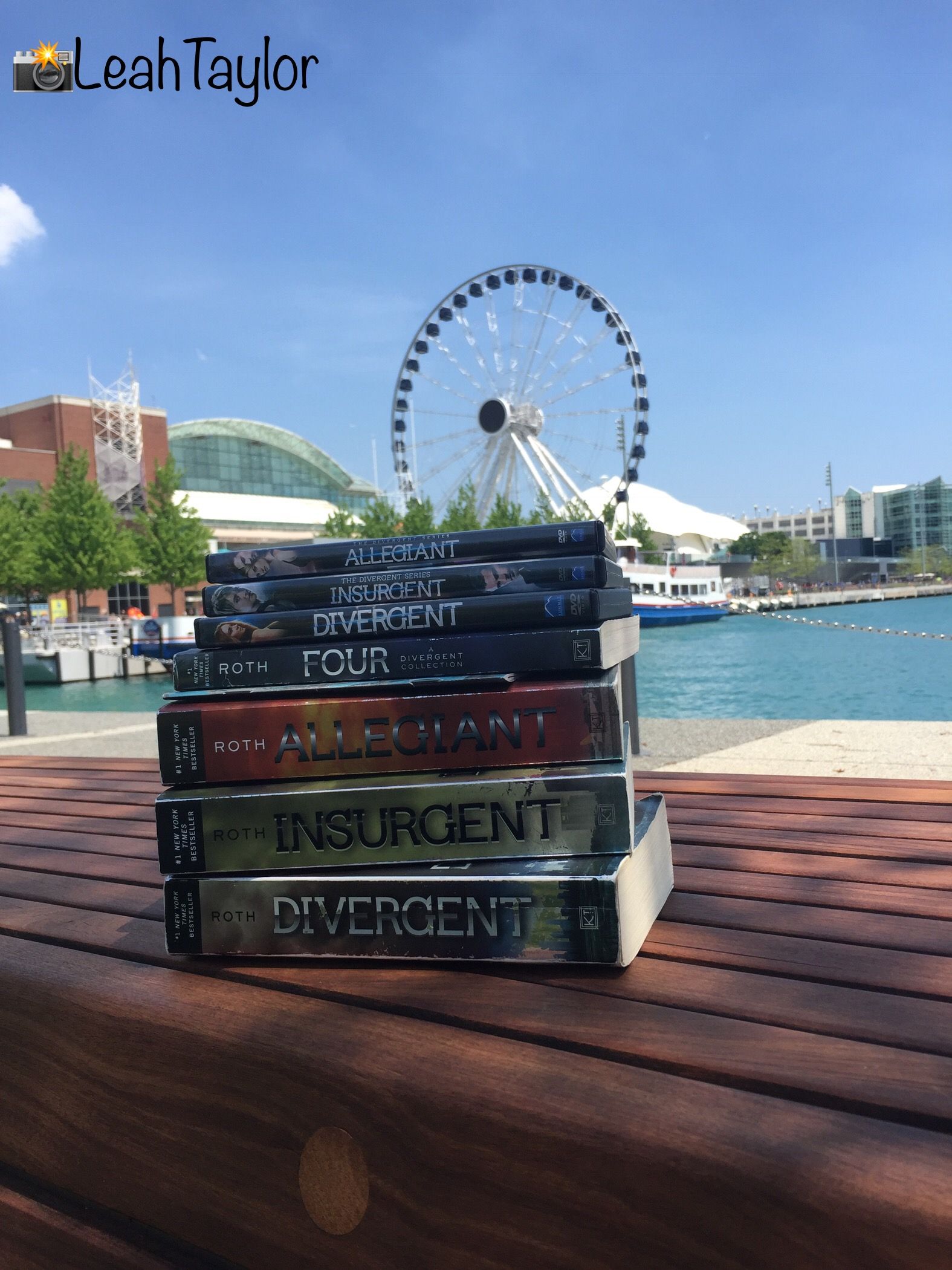 Aw And They Have The Ferris Wheel In Background Divergent
