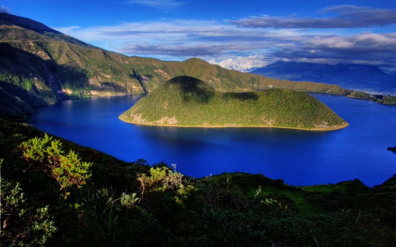 Ecuador Wallpaper
