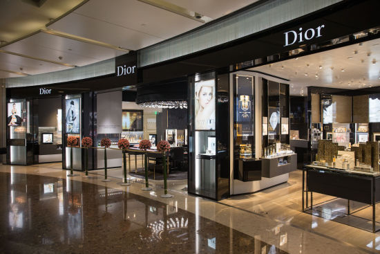 Dior Boutique Store Interior Photo HD Walls Find Wallpaper