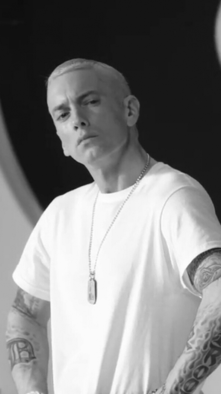 Eminem In A White T Shirt Wallpaper Teahub Io