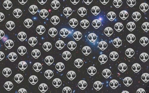 Alien Emoji Wallpaper