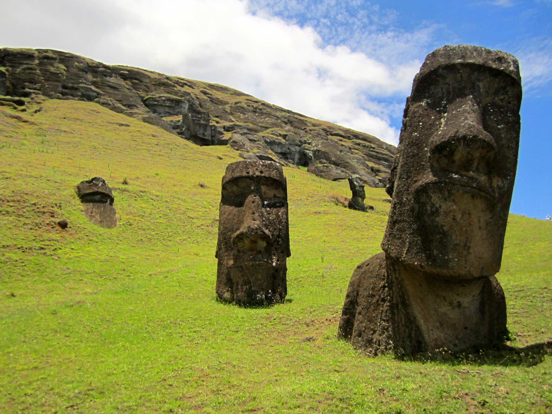 Easter Islanders Likely Believed Megalithic Statues Helped