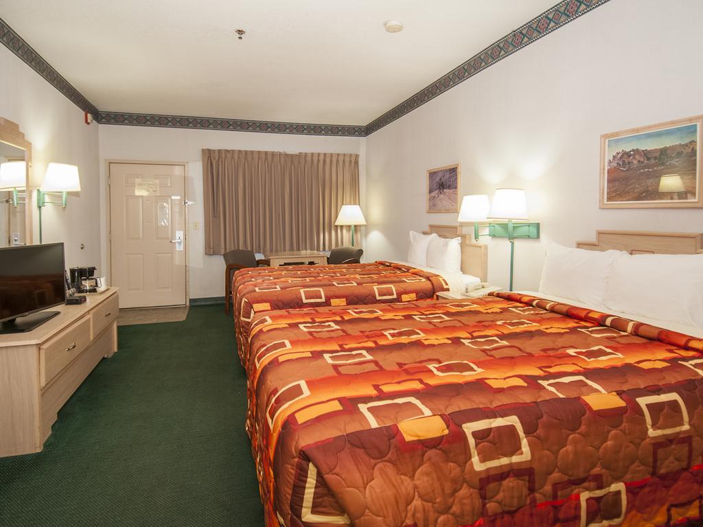 Navajoland Inn And Suites St Michaels With Photos Res