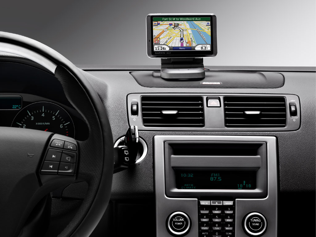 Garmin Volvo Navigation System Photo