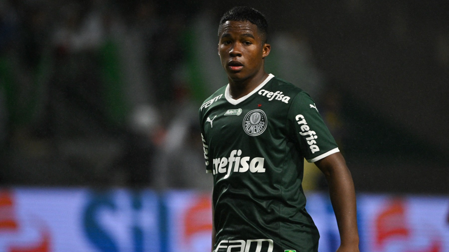 Endrick Felipe in action during a soccer game for Palmeiras