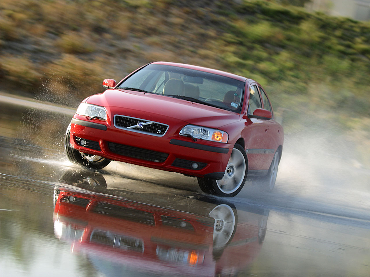 Volvo S60 R Car Pictures And Wallpaper