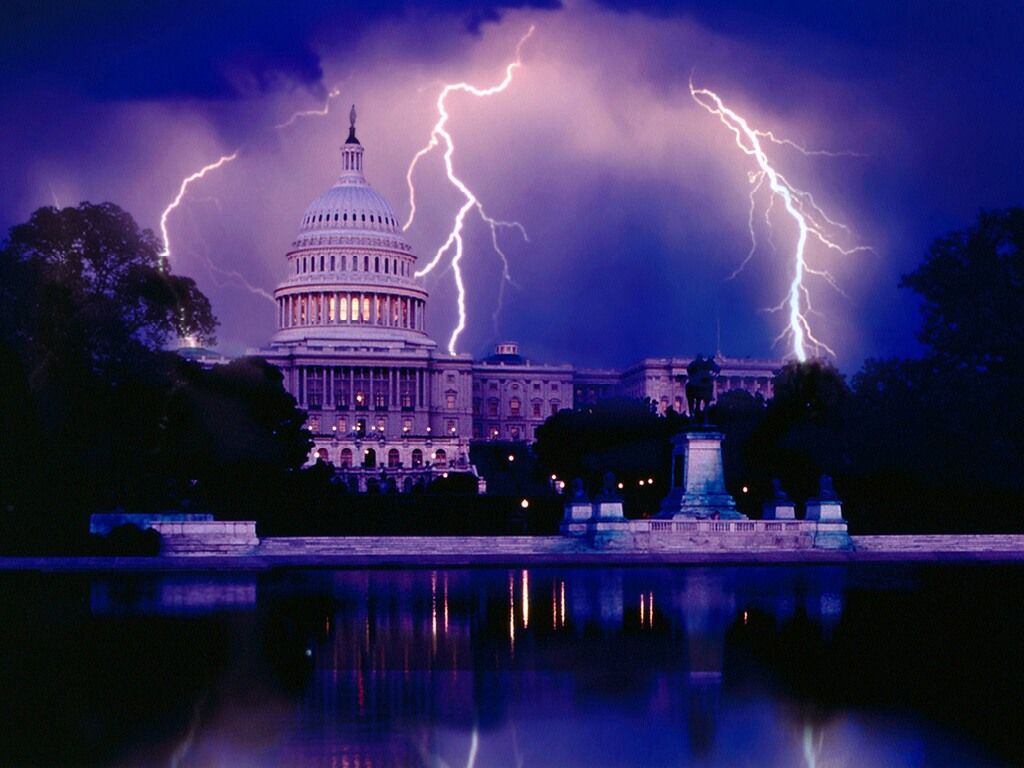 Desktop wallpaper for free Lightning in Washington DC