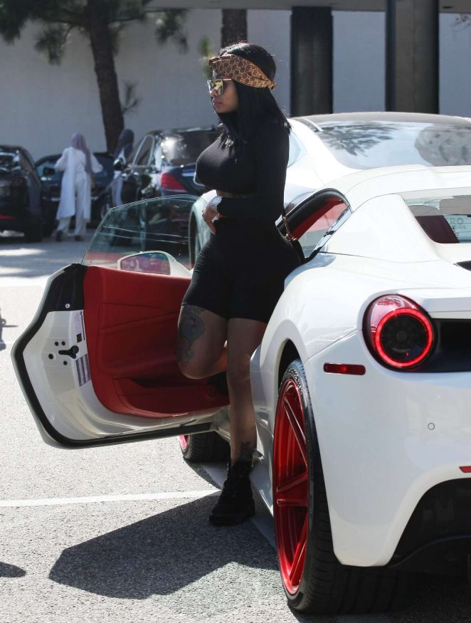 Blac Chyna In A Black Tight Corp Top Shopping Gotceleb