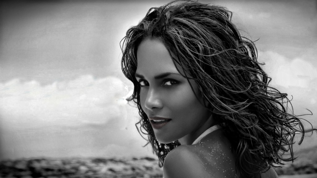 Halle Maria Berry HD Wallpaper Hot Image Hollywood Hits
