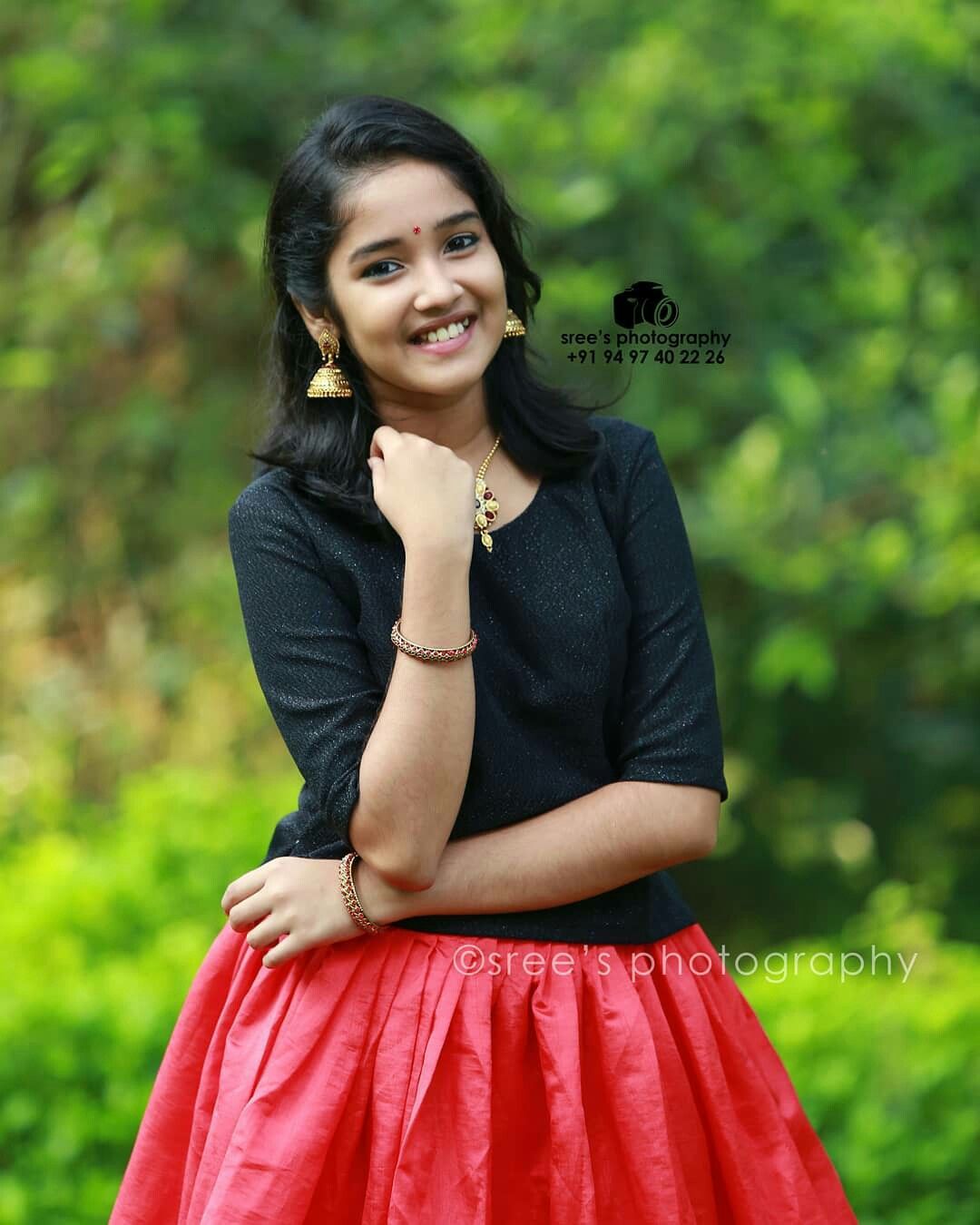 Anikha Surendran Actress In Child Actresses