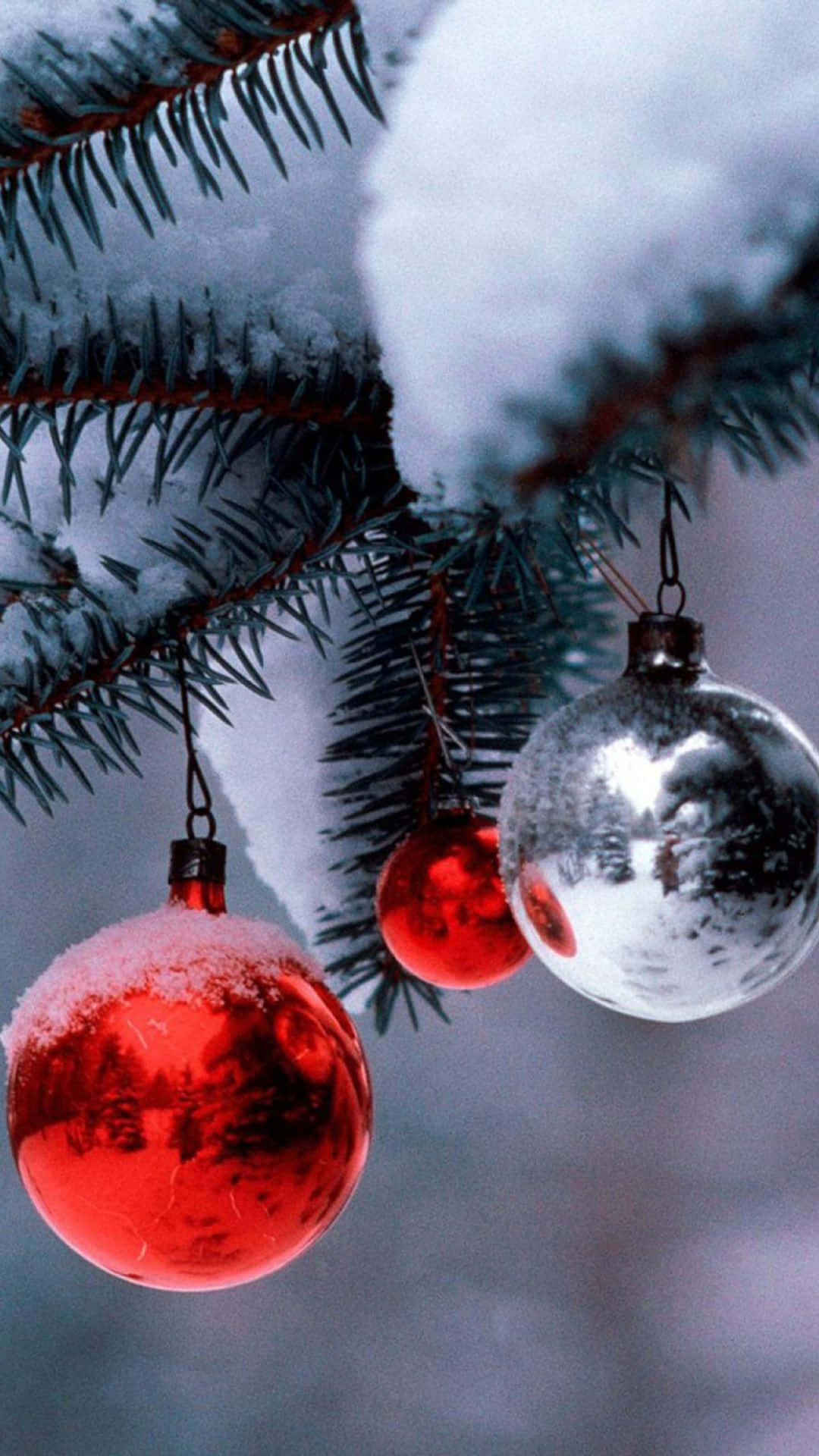 Christmas Balls Wallpaper