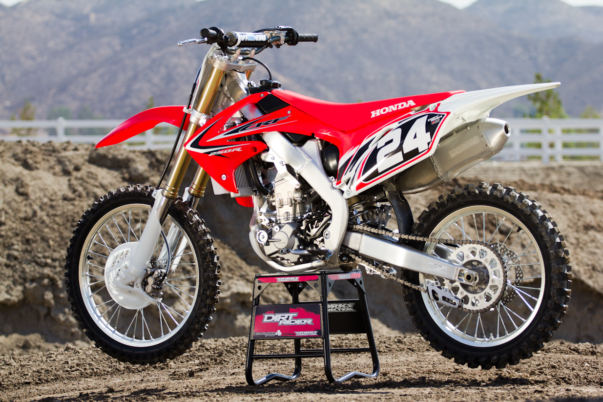 Honda Crf R Pics Specs And Information Onlymotorbikes