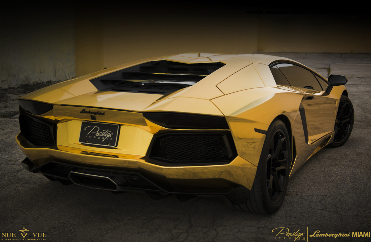 Lamborghini Aventador Gold Arrow