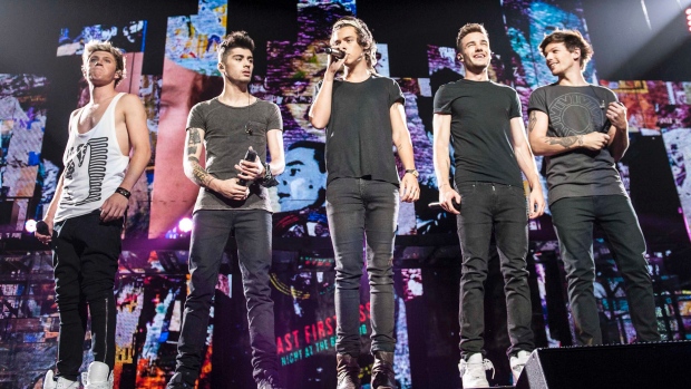 Wallpaper One Direction Concert Take Me Home