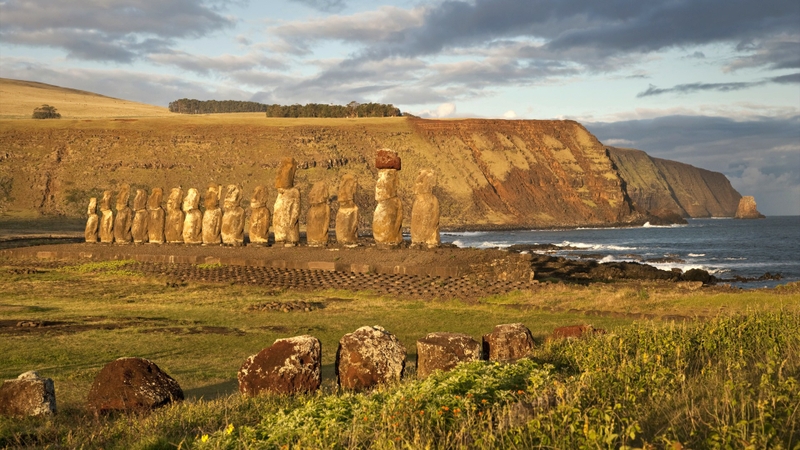 Moai Easter Island Wallpaper