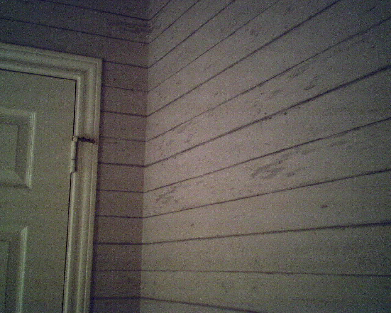 Faux Wooden Plank Wallpaper A Fun Installation Wallpaperlady S