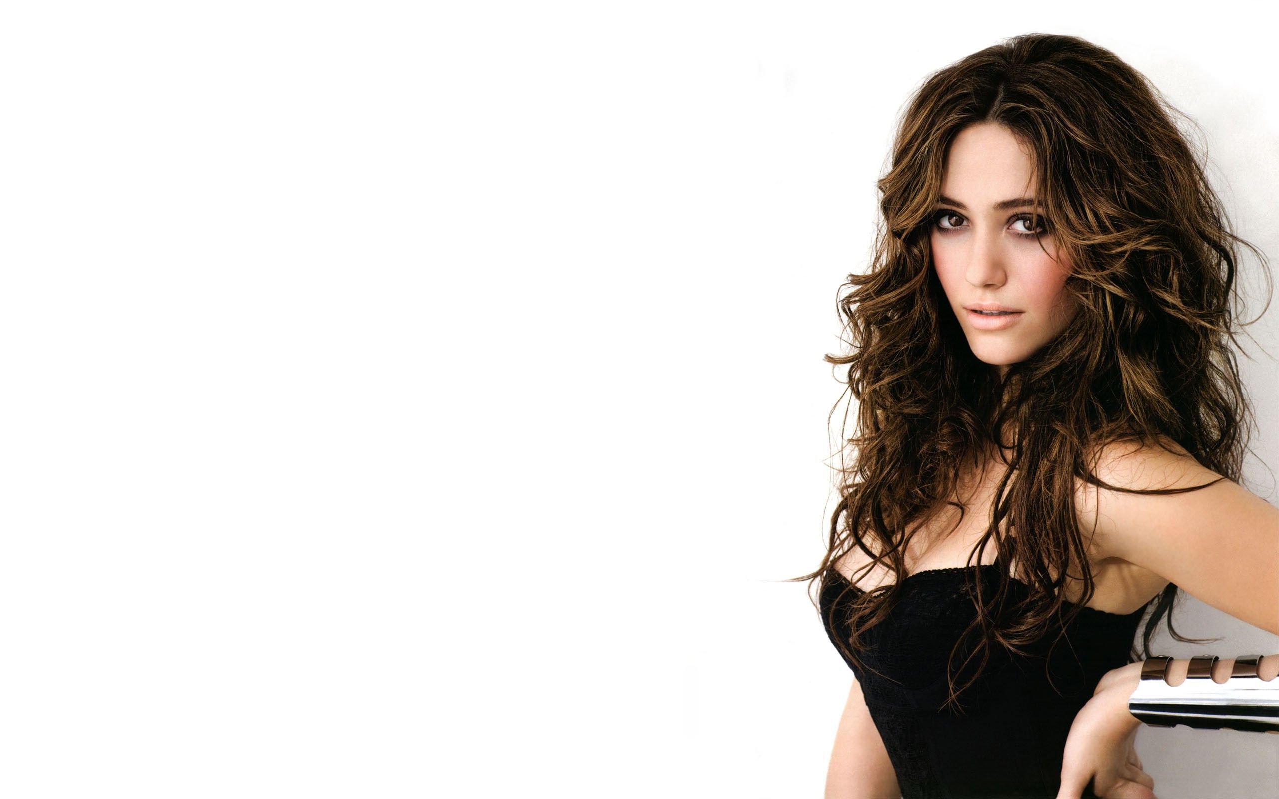 Emmy Rossum Wallpaper Top Background