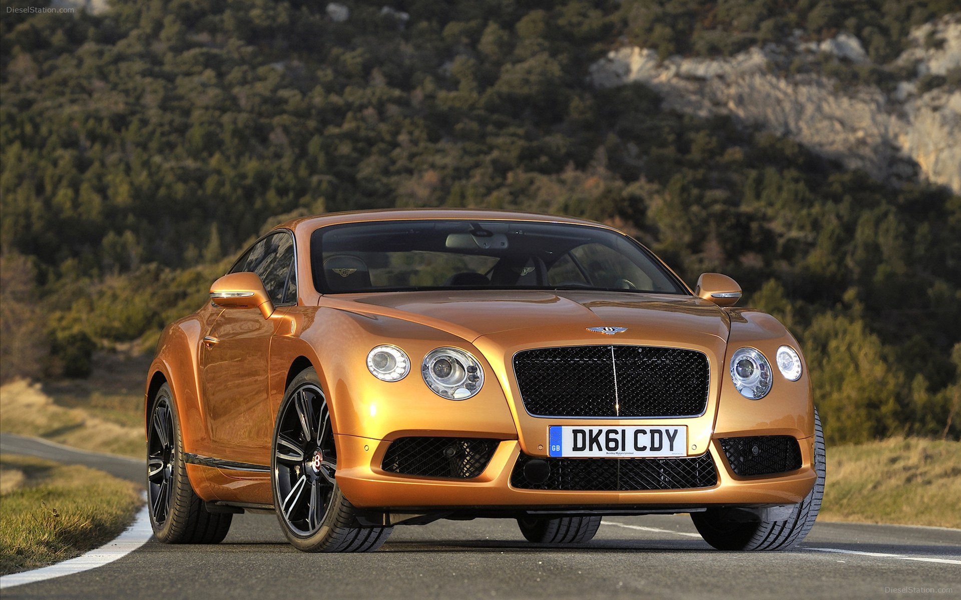 Bentley Continental Gt V8 Wallpaper