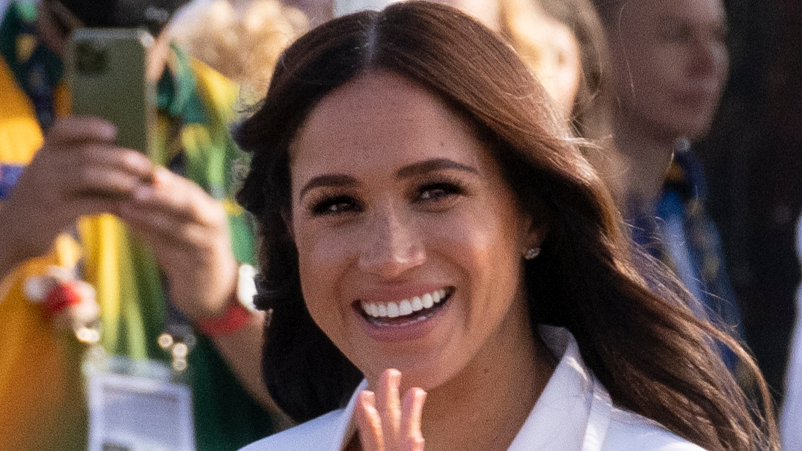 Meghan Markle iPhone Wallpaper