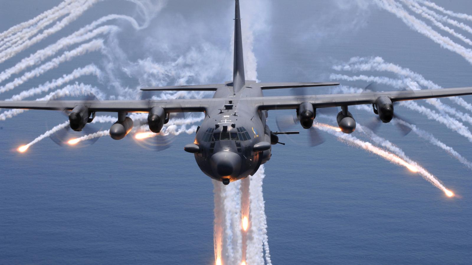 Military Ac Spooky Spectre Planes Flares HD