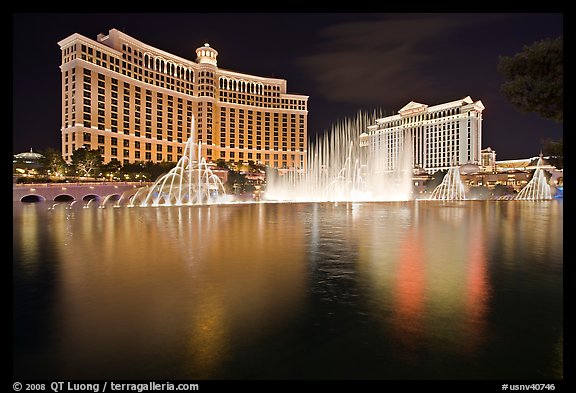 Dancing Fountains Bellagio And Caesar Palace Las Vegas Nevada Usa