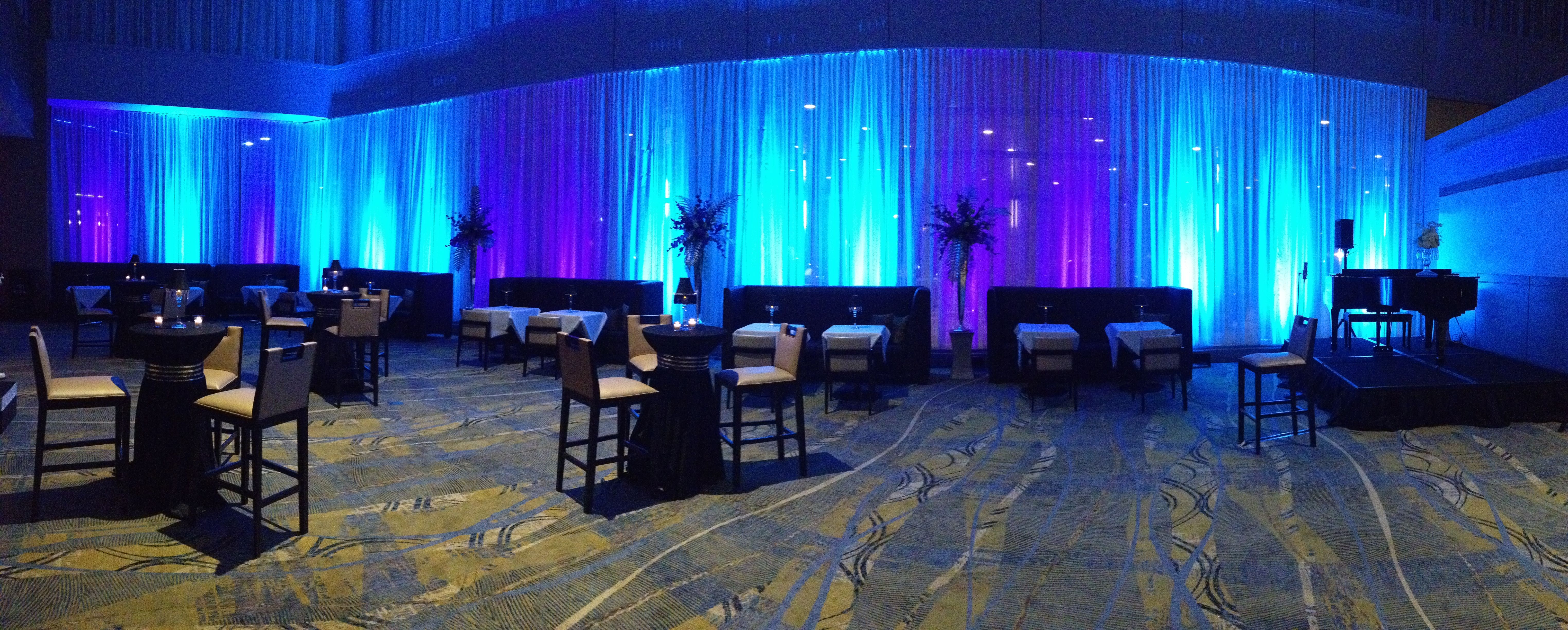 Lobby Nightime Transformed A Little Uplighting Goes Long Way