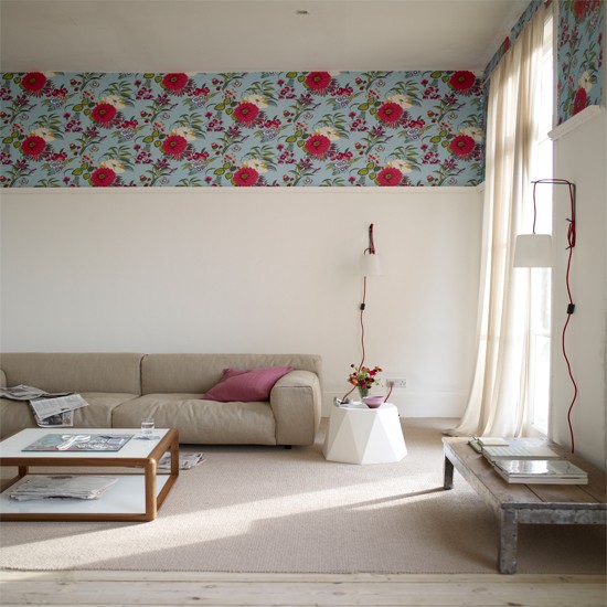 Living Room With Wallpaper Border Ideas For Rooms