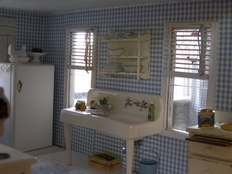 Free download Blue beige damask Lesley Shepherd [600x600] for your