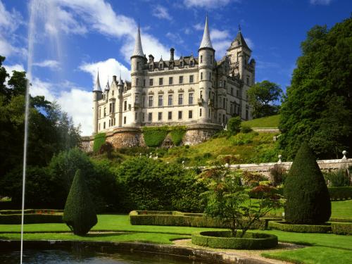 Scottish Castle Wallpaper