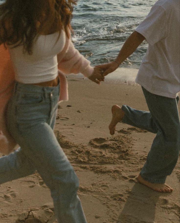 Best Aesthetic Couple Wallpaper Image
