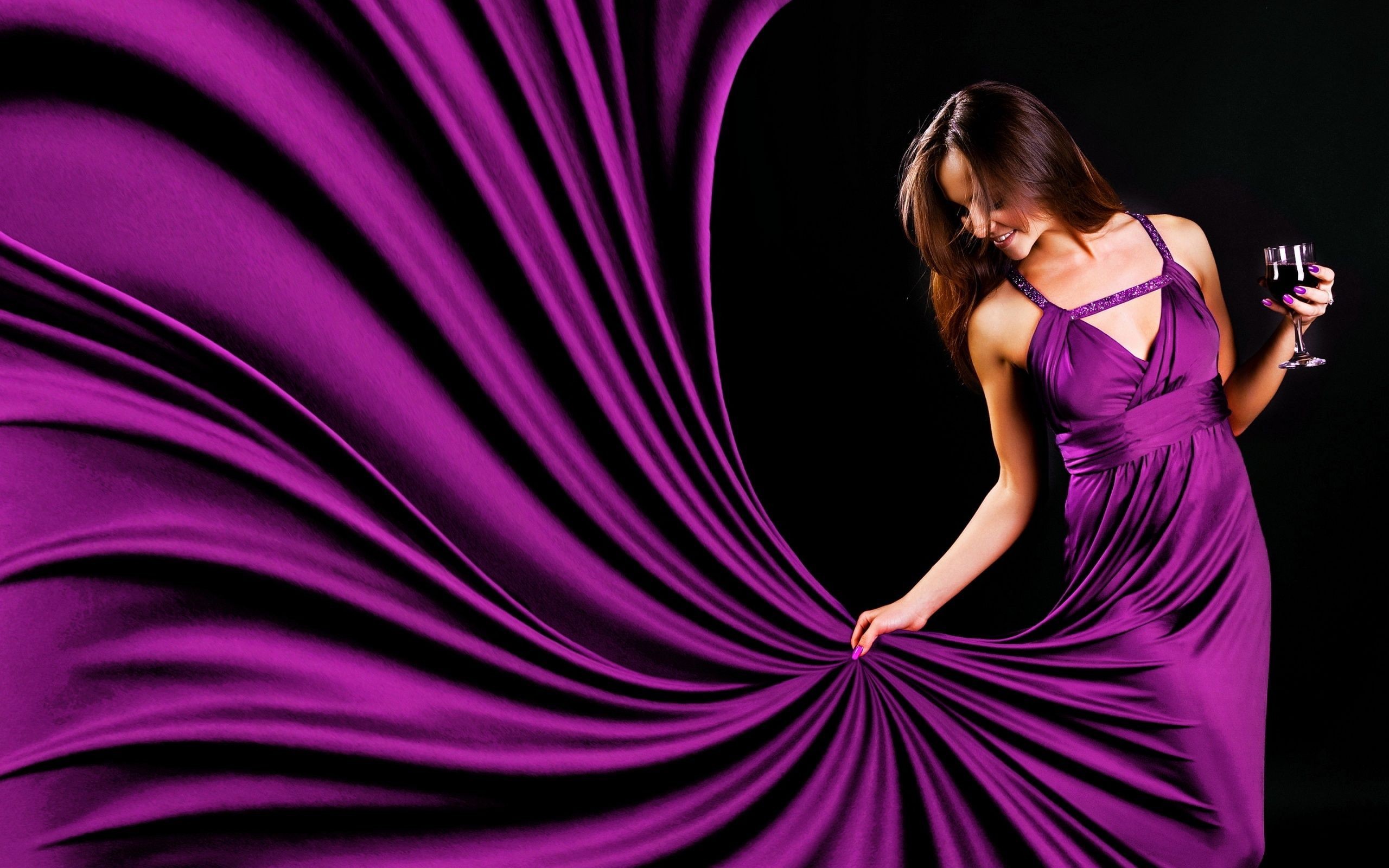 Girl in purple dress wallpapers and images   wallpapers pictures 2560x1600