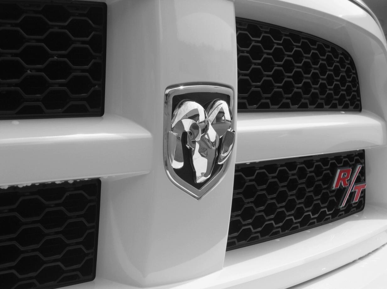 Dodge Ram Rt Logo LED Badge Multicolor Dodge R/T – Black Ops Auto