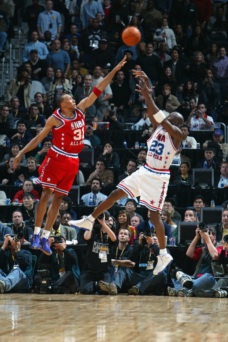 Nba Basketball Michael Jordan Shawn Marion Wallpaper Sports