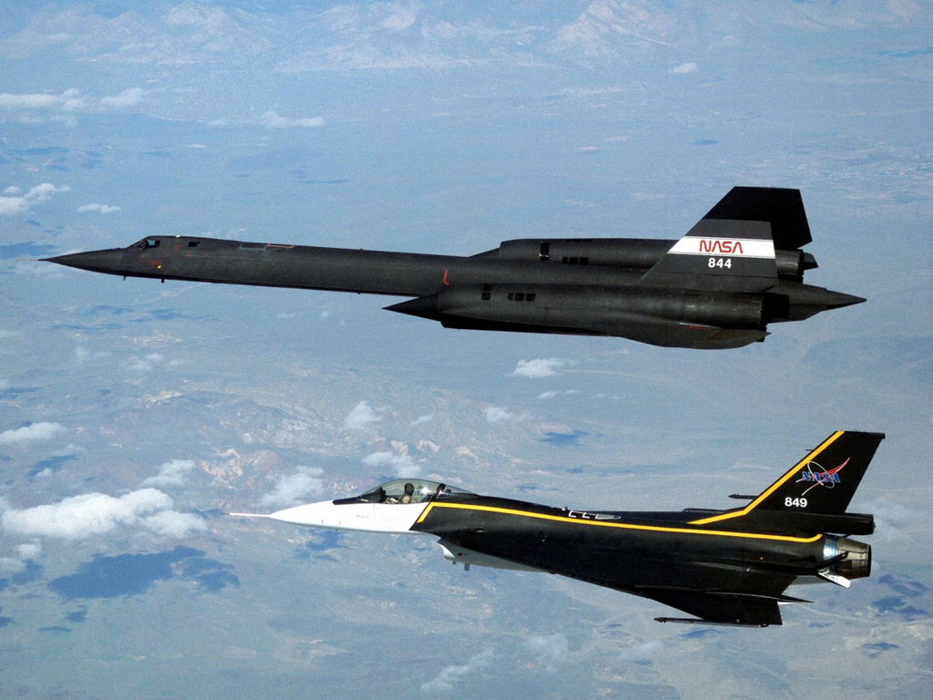 Sr Blackbird And F16xl Military Plane Wallpaper