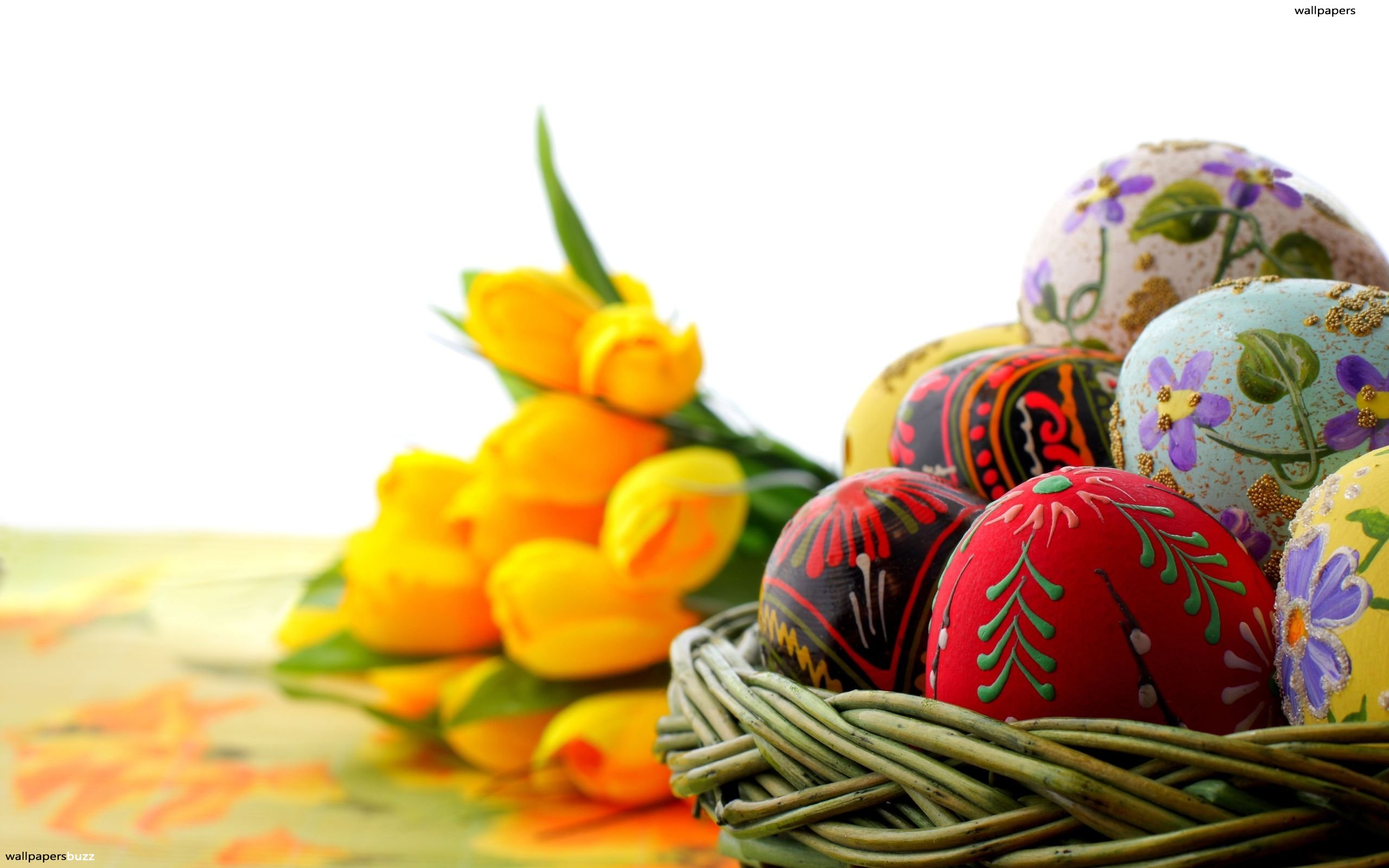 Festive Bouquet And A Basket With Easter Eggs HD Wallpaper