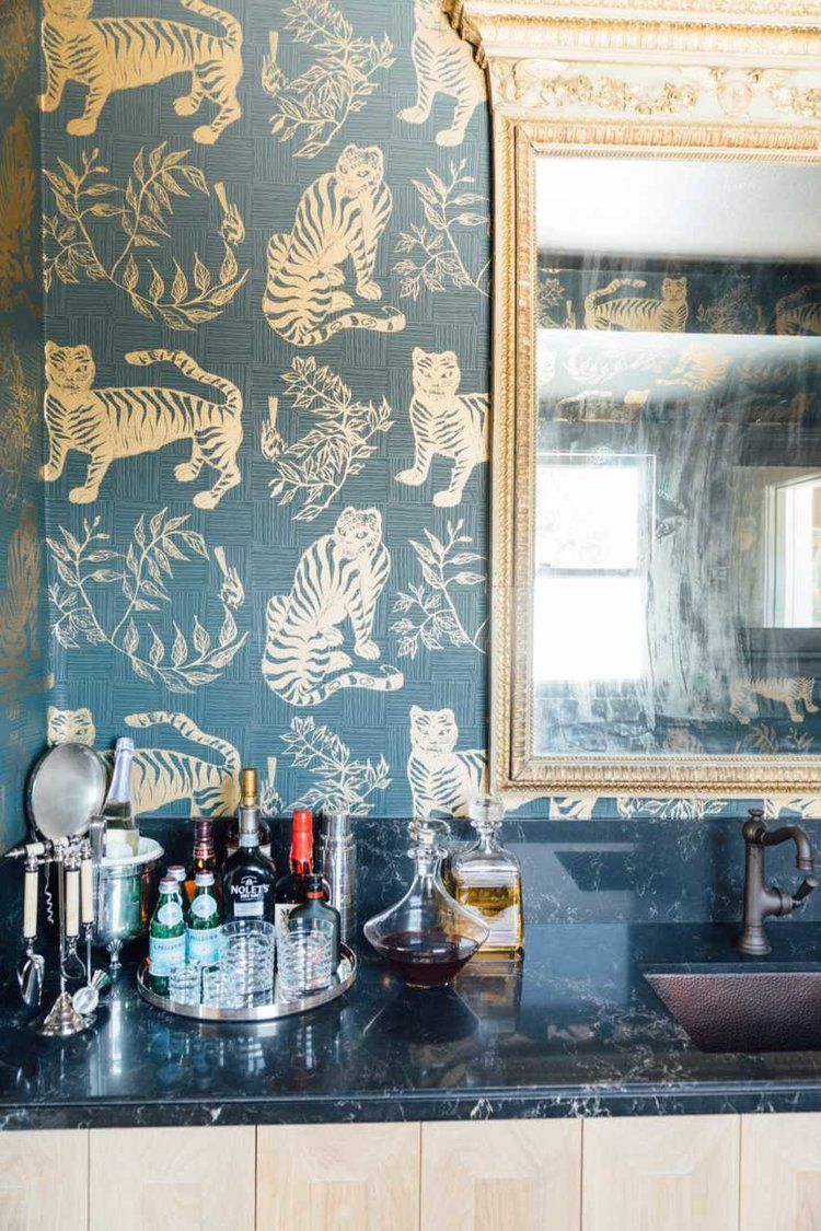 Add Design Show Tiger Magpie Wallpaper Krane Home In