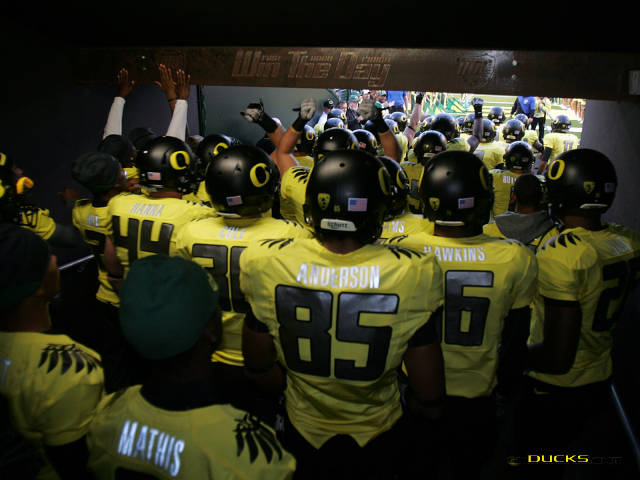 Back Gallery For Oregon Ducks Win The Day Wallpaper