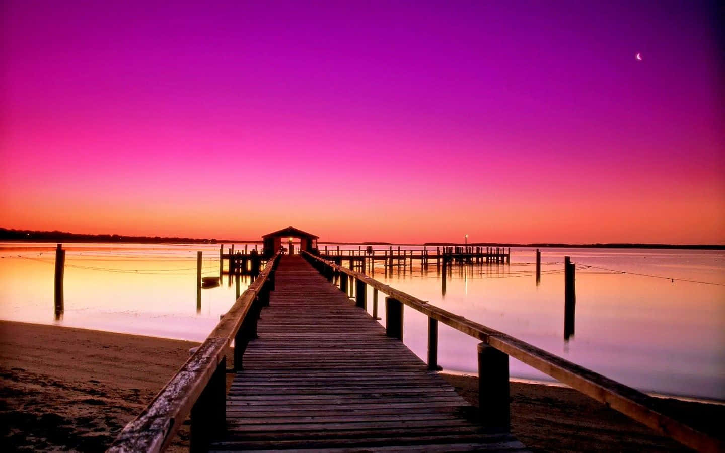 Captivating Pink Sunset Wallpaper