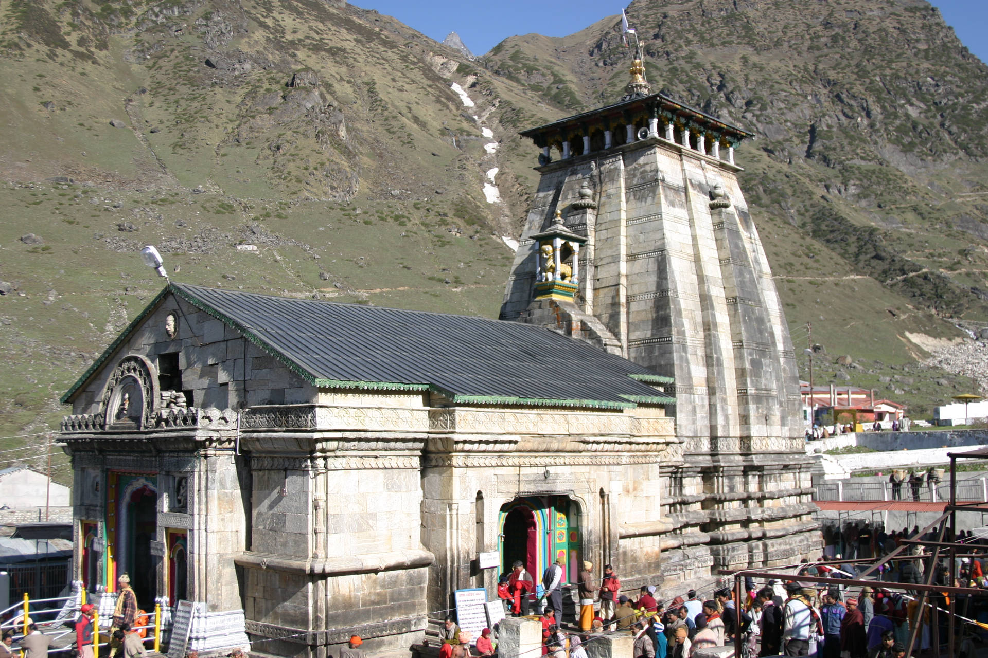 Kedarnath Temple Right Side 4k Kxpz9gaqunfbm23f Wallpaper