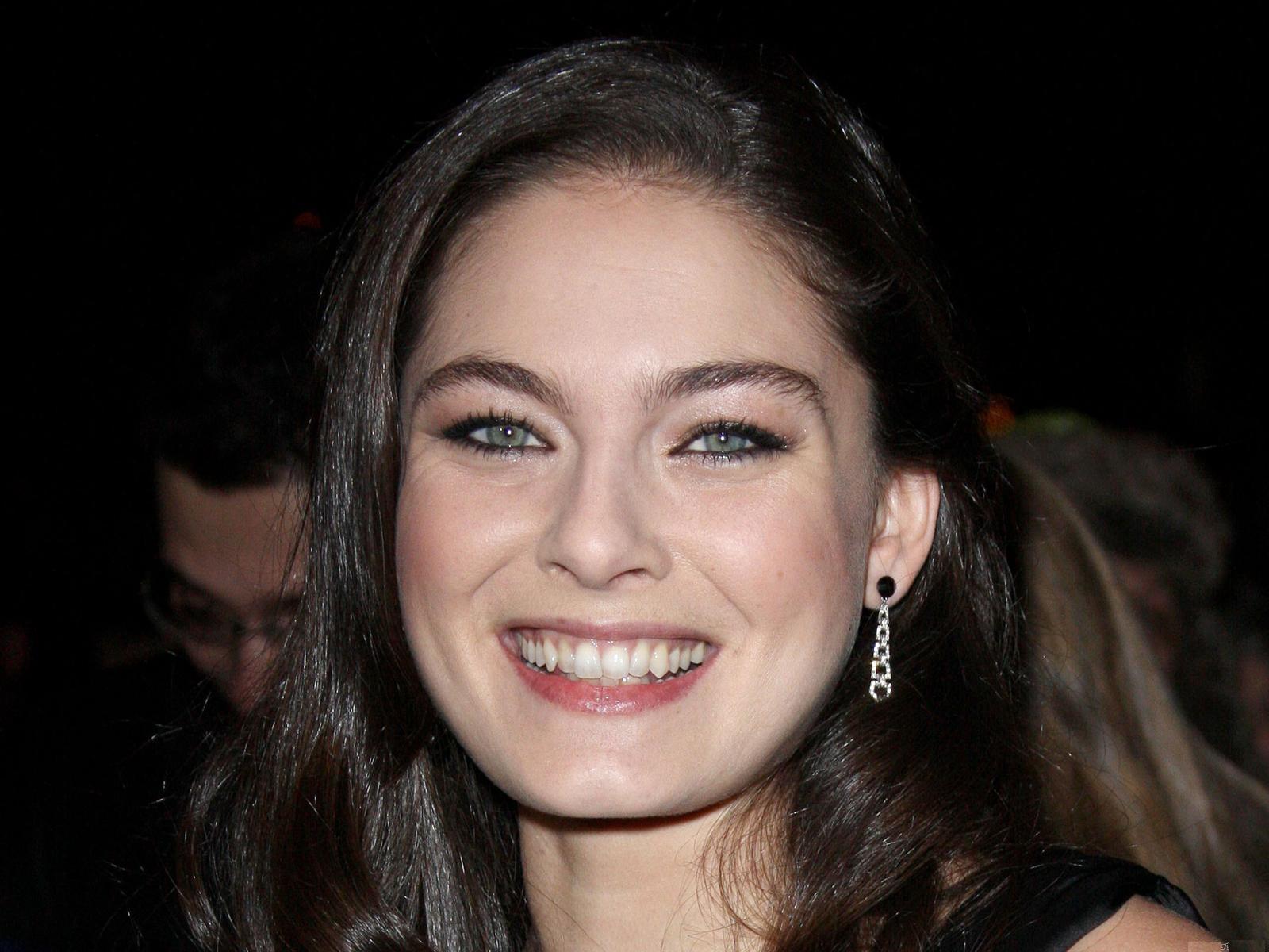 All World Wallpaper Alexa Davalos Pictures Image