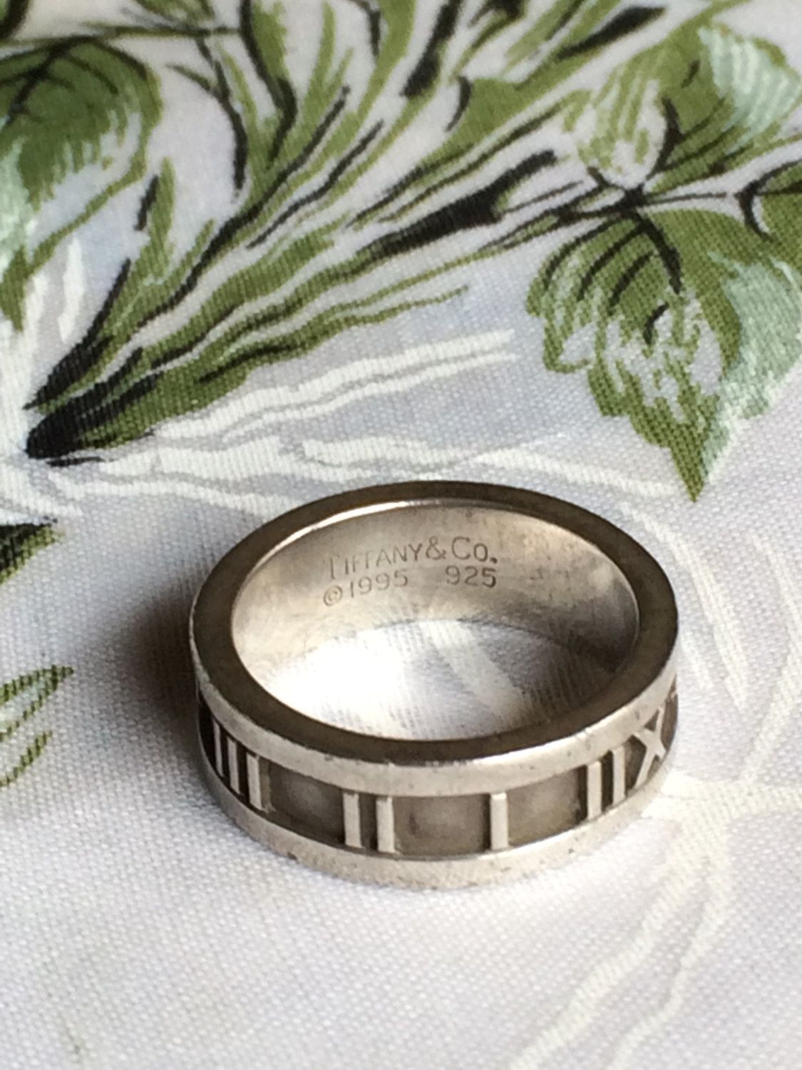 Tiffany Co 18k White Gold Atlas Roman Numeral Band Ring