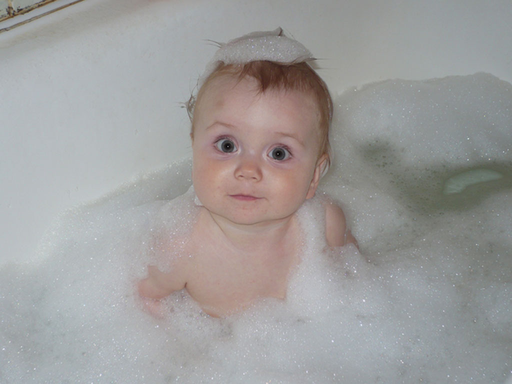 Baby Playing In Bath Tub Cute Profile Pics For