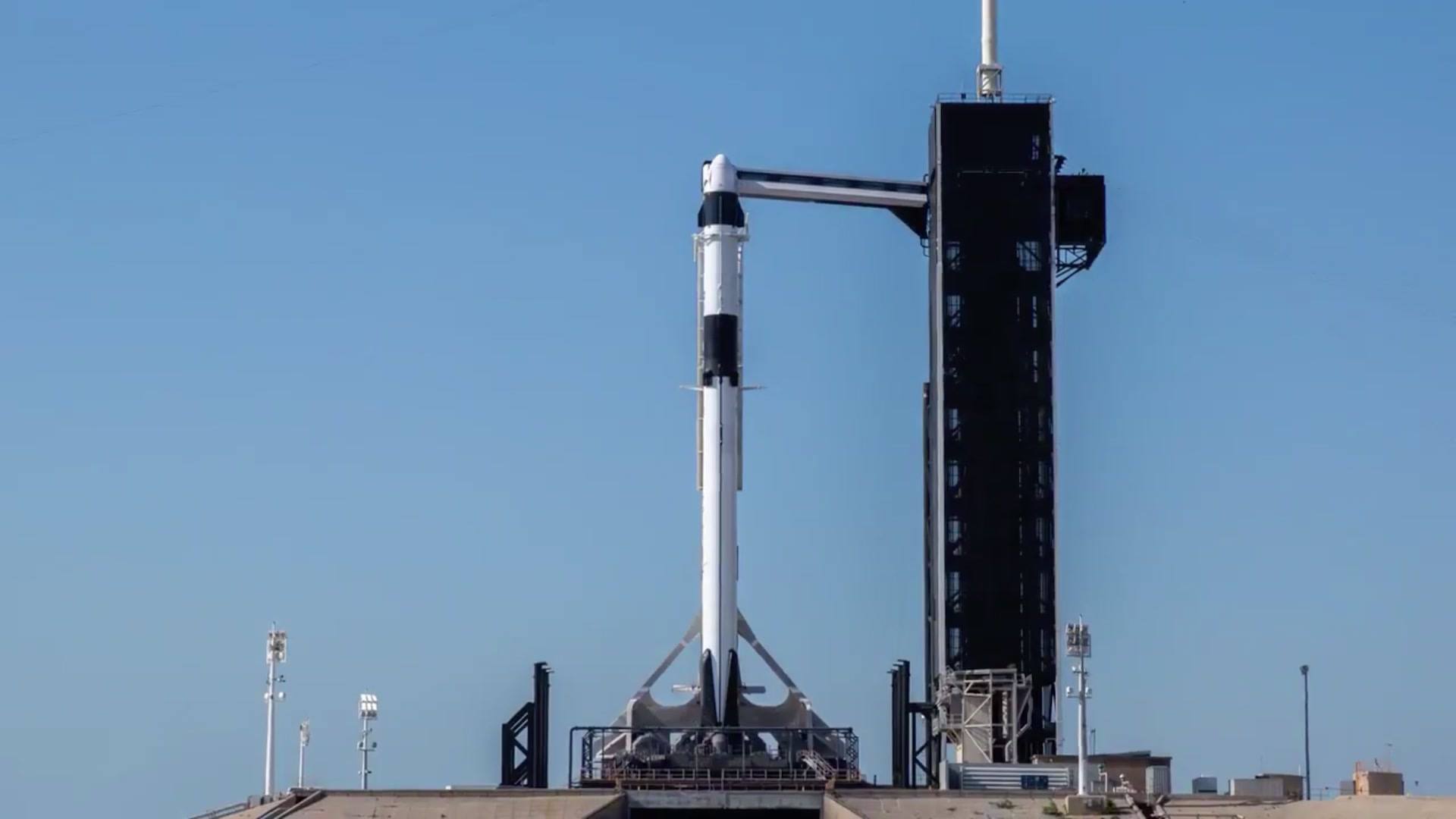 Video Of The Day Spacex Falcon Rocket And Crew Dragon Capsule