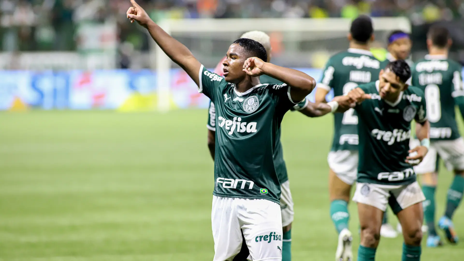 As Juega Endrick El Joven De A Os Que Le Ha Costado Al Madrid Wallpaper