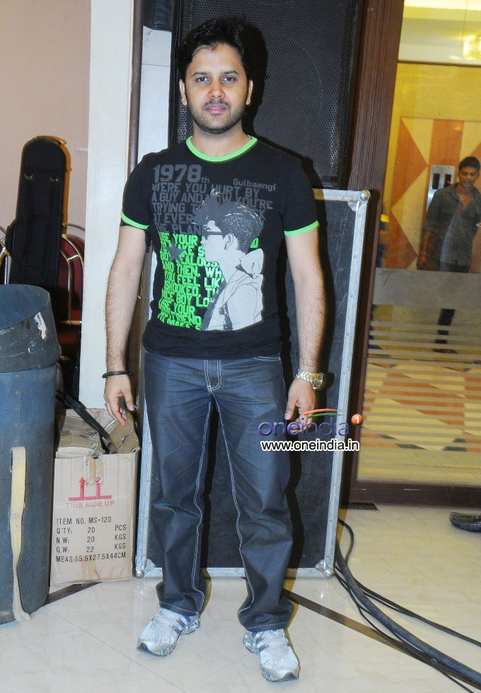 Javed Ali Photos HD Image Pictures Stills Of