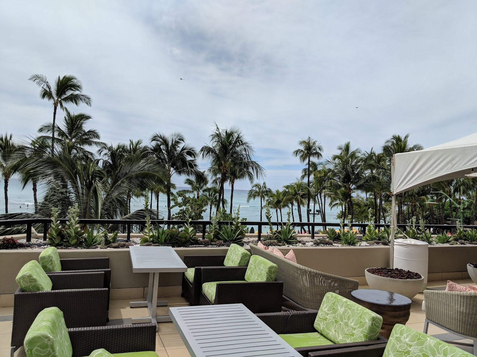 The Regency Club Lounge At Hyatt Waikiki Beach Resort