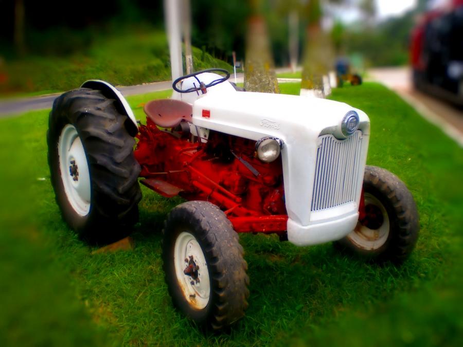 Ford Tractor Wallpaper Ford tractor   pixdaus