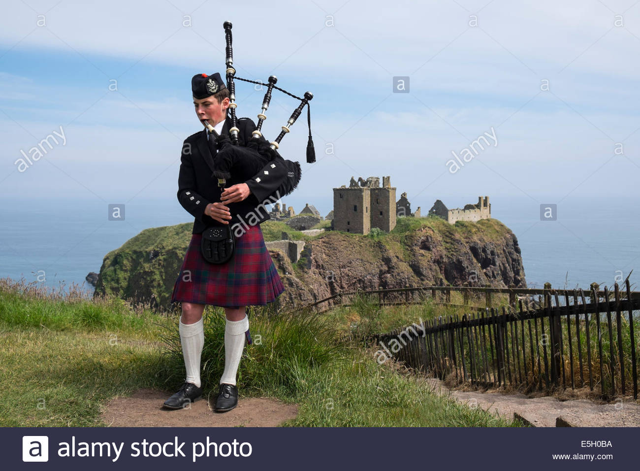 Scottish Piper Stock Photos Image