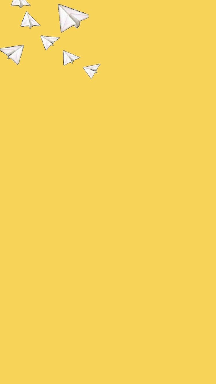 Hình nền iPhone màu vàng: Hãy khởi động một ngày mới với hình nền iPhone màu vàng sáng lấp lánh. Màu vàng đem đến sự tươi mới và may mắn cho bạn. Với bé nền này, bạn như đang tận hưởng ánh nắng ban mai tỏa sáng. Hãy tận dụng ngay để trở thành nguồn cảm hứng cho một ngày tuyệt vời.